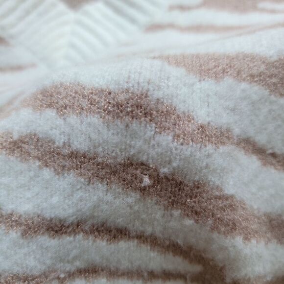 Zebra sweater V-neck  - Picture 4 of 4